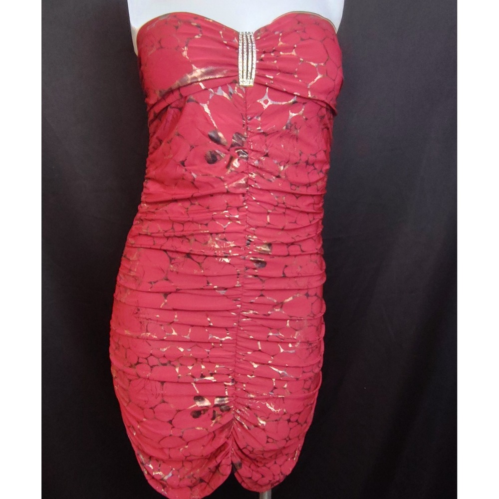Codigo med strapless dress red hive of cheetah print slinky stretch runched